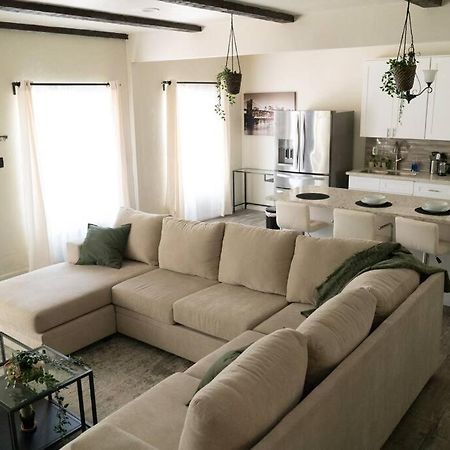 Spacious 2-Bedroom Unit In Hollywood Лос-Анджелес Екстер'єр фото