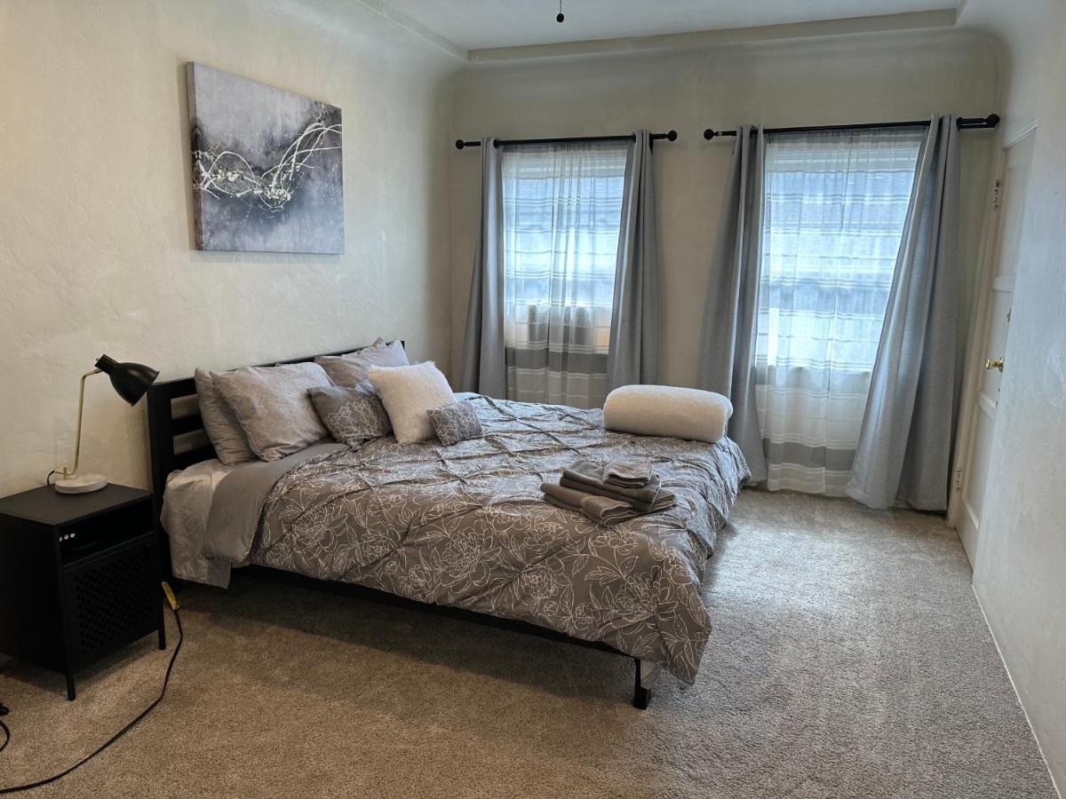 Spacious 2-Bedroom Unit In Hollywood Лос-Анджелес Екстер'єр фото